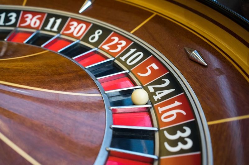 Обзор LEV Casino: регистрация, обзор игрового процесса, награды и мобильный доступ